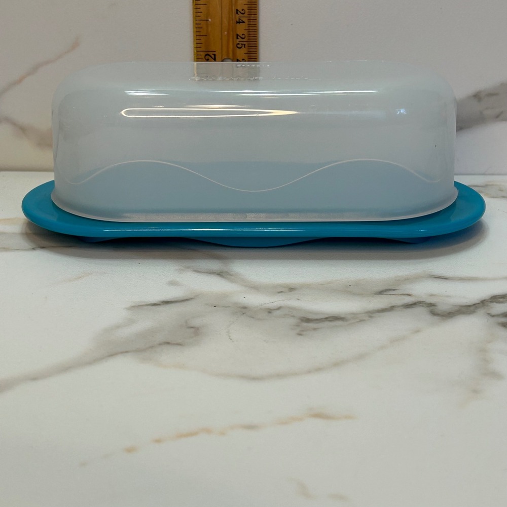Tupperware Teal Blue Butter Dish with Frosted Translucent Lid 5079A 5080A
